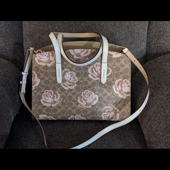 HOT ITEM⭐️coach charlie carryall in signature rose - Picture 4 of 5